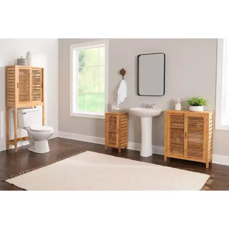 Mueble bajo de dos puertas Bracken color natural - Linon