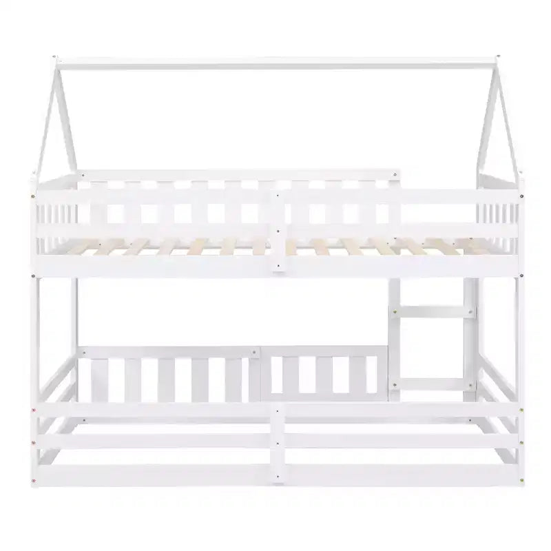 Litera Whisen Wood con diseño de casa, valla con puerta y escalera, de dos camas individuales