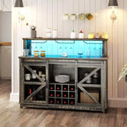 Mueble Bar Rústico de HOMCOM con Luces LED y Puertas Correderas de Granero, Botellero de 55" con Estantes para Vinos y Soporte para Copas