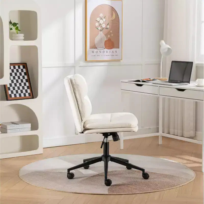 Silla de oficina giratoria ajustable Vatros con asiento ancho