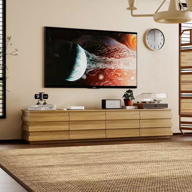 Mueble de TV Moderno de Madera Famapy con Tiras Decorativas - Almacenamiento Elegante para Salas de Estar