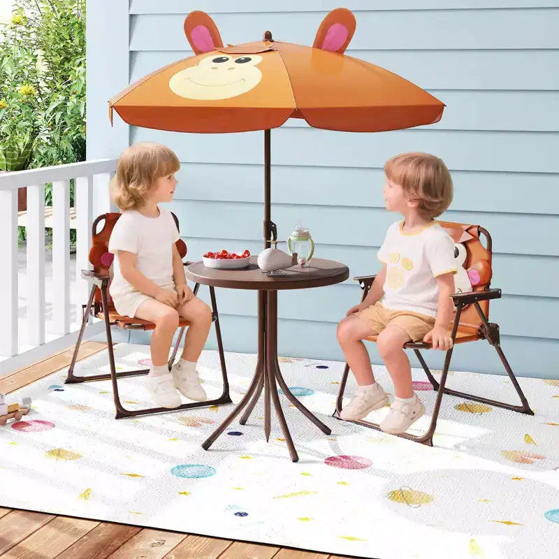 Mesa y Sillas de Picnic Infantiles Costway con 2 Sillas Plegables y Sombrilla de Altura Ajustable Marrón/Verde/Rosa