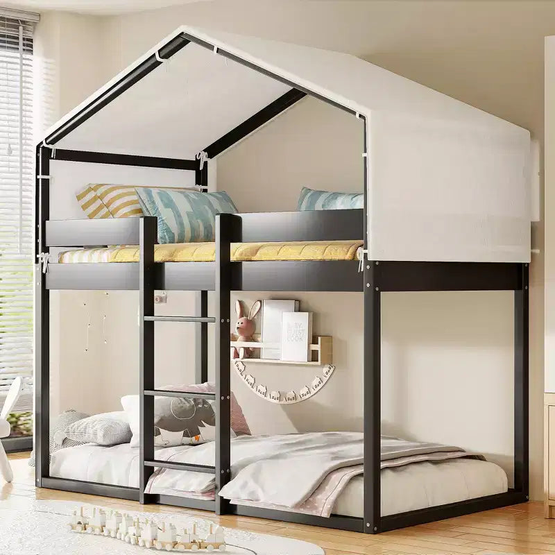 CLIHOME Litera de madera rústica doble sobre doble con tienda de campaña y escalera