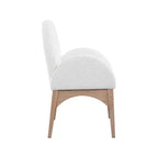 Meridian Furniture, Silla de comedor Waldorf de tela bouclé