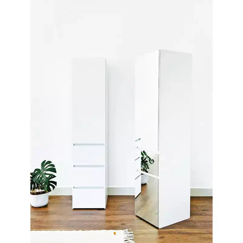 HomeStock 70.9 pulg. de alto x 17.72 pulg. de ancho, sistema de clóset de madera compuesta blanca para almacenamiento universal con contenedores de almacenamiento