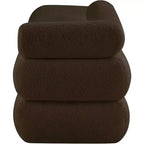 Meridian Furniture, Banco Kennedy de tela Teddy de imitación de borreguillo