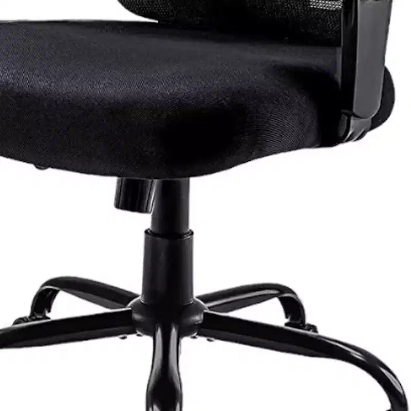 Silla ejecutiva de oficina con ruedas, giratoria, ajustable, de malla de tela negra y acero, de HomeRoots
