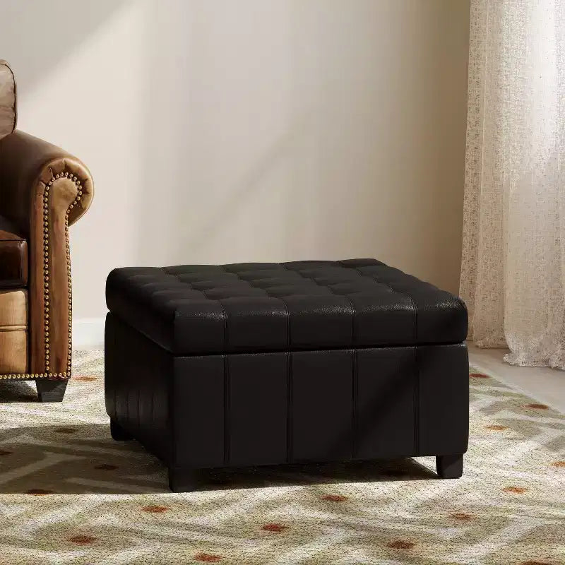 Puf otomano de almacenaje tapizado en piel sintética contemporáneo con botones decorativos GDFStudio Rigby