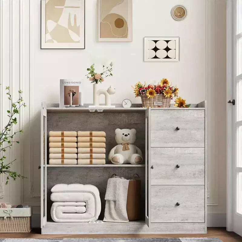 Aparador de bufé gris de 43 pulgadas y cómoda de almacenamiento con diseño de barandilla, estantes ajustables y 3 cajones para cocina, comedor y sala de estar