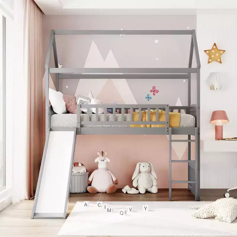 Cama alta doble con tobogán, estructura de cama alta tipo casita de madera con escalera y techo