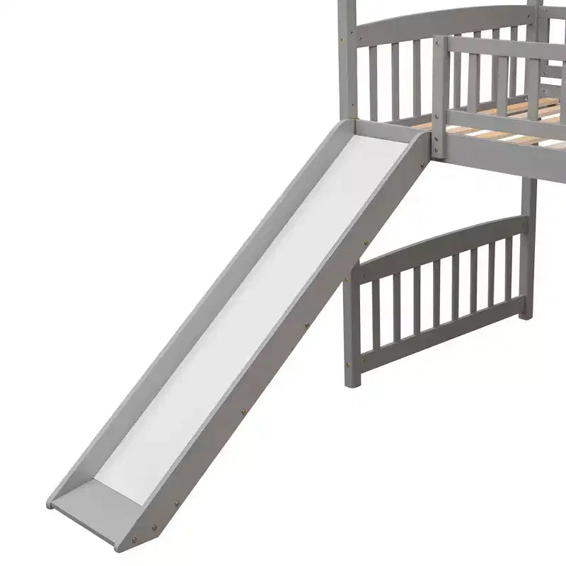 Cama alta doble con tobogán, estructura de cama alta tipo casita de madera con escalera y techo