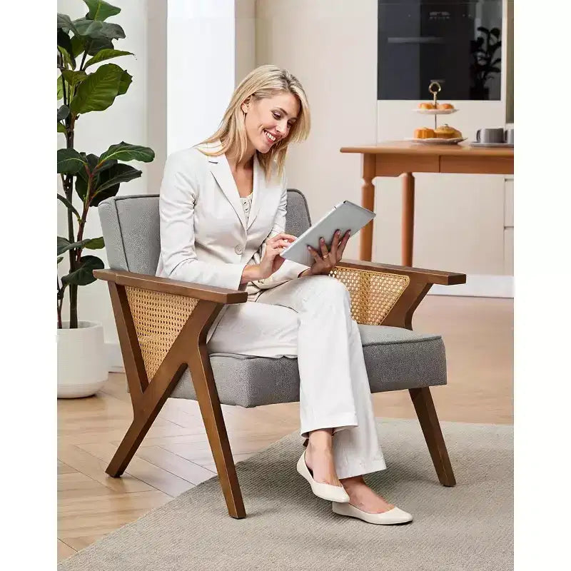 Sillón reclinable de ratán de mediados de siglo, sillón vintage tapizado en lino con estructura de madera maciza para sala de estar/dormitorio, capacidad de 130 kg, beige/gris (1 unidad)