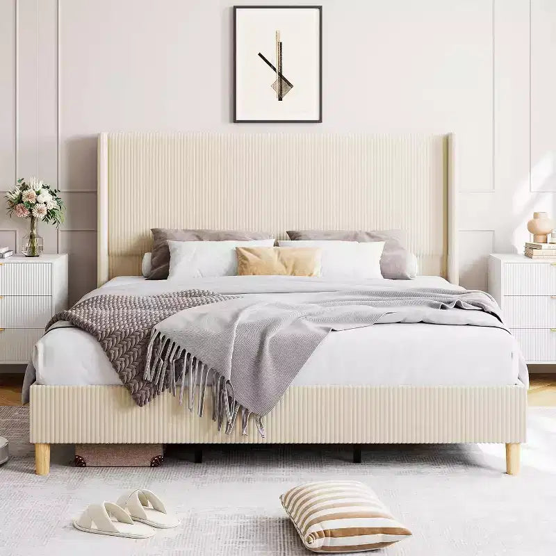 Estructura de Cama de Terciopelo Tamaño King, con Cabecero de Respaldo Alto Tapizado con Canales Verticales, Soporte de Láminas de Madera Resistente, No Necesita Somier, Fácil Montaje