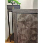 Aparador moderno Okak, aparador con 4 elegantes puertas de diseño geométrico, mueble de almacenamiento para sala de estar, oficina, cocina