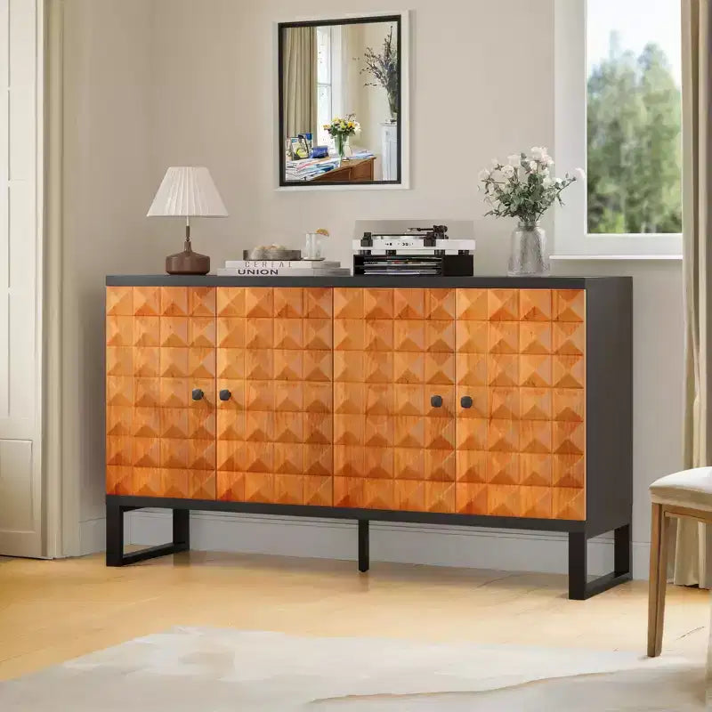 Aparador moderno Okak, aparador con 4 elegantes puertas de diseño geométrico, mueble de almacenamiento para sala de estar, oficina, cocina