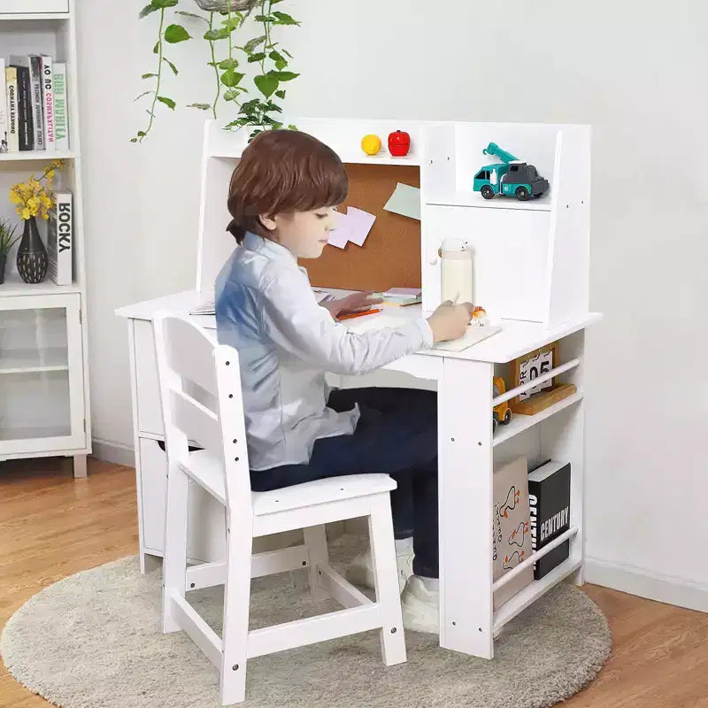 COZONY Juego de escritorio y silla para niños, mesa de estudio de madera con estante de almacenamiento y tablón de anuncios, escritorio de aprendizaje y escritura para niños