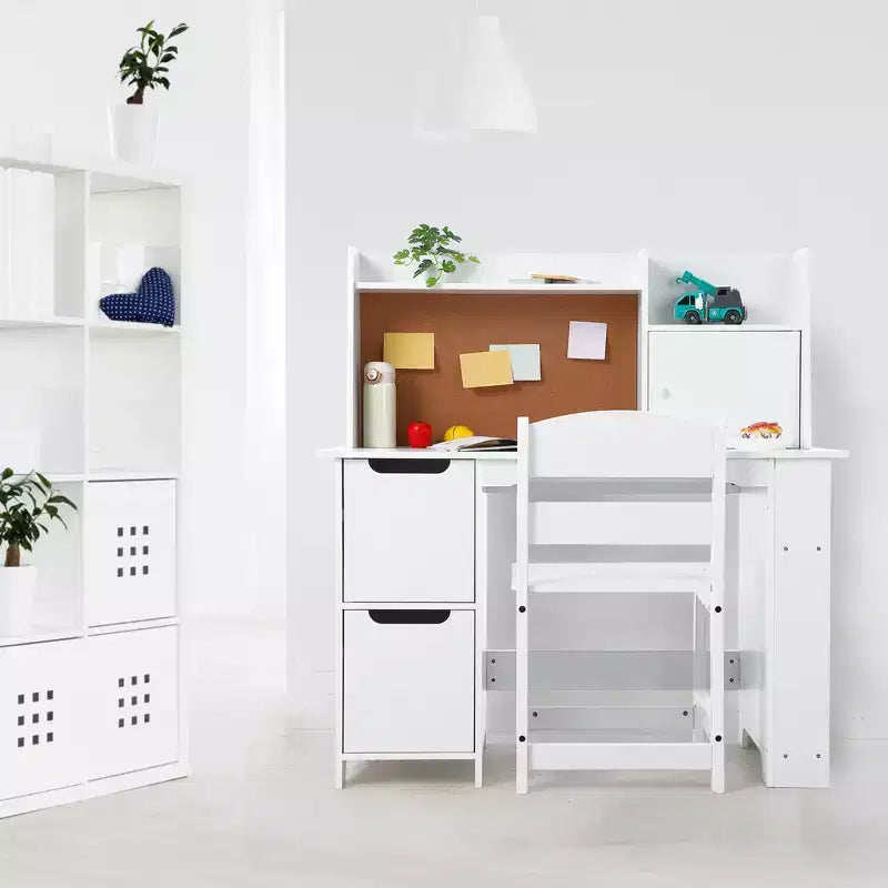 COZONY Juego de escritorio y silla para niños, mesa de estudio de madera con estante de almacenamiento y tablón de anuncios, escritorio de aprendizaje y escritura para niños