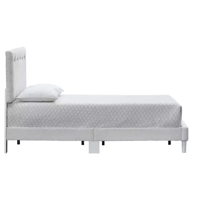 Cama de plataforma de madera color trigo Sinclair de Passion Furniture