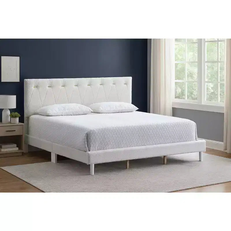 Cama de plataforma de madera color trigo Sinclair de Passion Furniture