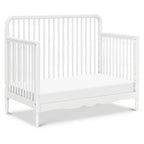 Cuna convertible 4 en 1 Liberty de Namesake con husos