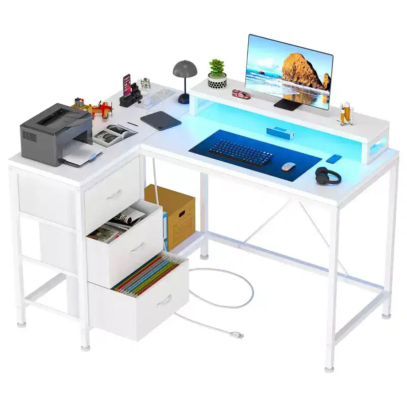 Escritorio de juegos en forma de L (47.3) Escritorio esquinero reversible con 3 cajones, tomas de corriente y puerto USB para oficina en casa (1 paquete)