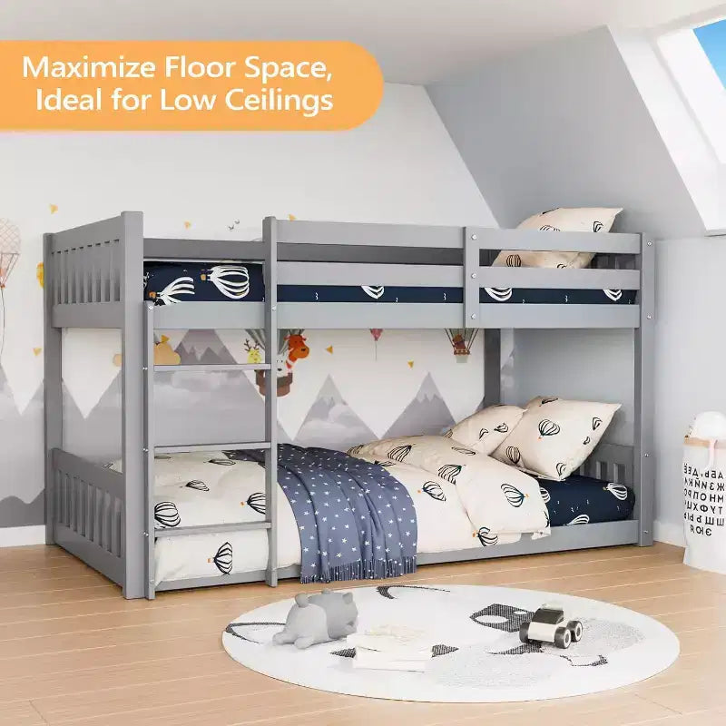Litera de madera maciza baja JOYMOR para niños/jóvenes, estructura de litera con barandillas y escalera para niños y niñas, no necesita somier (Gris)
