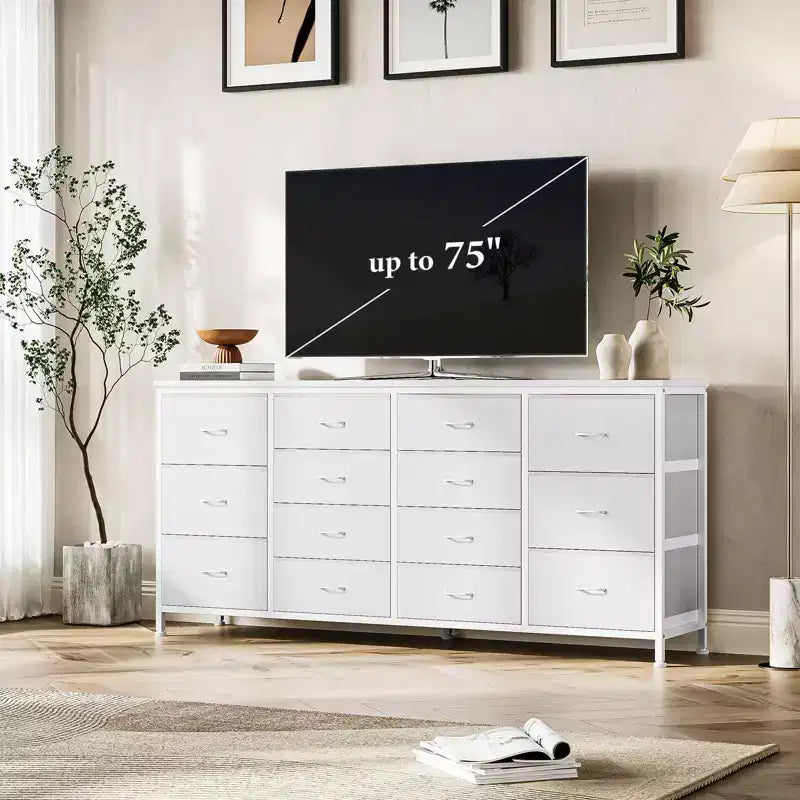 Mueble TV 63 pulgadas de ancho para televisores de 65, 70 y 75 pulgadas, tocador de 14 cajones para dormitorio con tomas de corriente, centro de entretenimiento grande y largo con cajones de tela