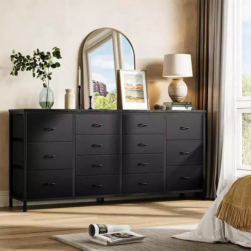 Mueble TV 63 pulgadas de ancho para televisores de 65, 70 y 75 pulgadas, tocador de 14 cajones para dormitorio con tomas de corriente, centro de entretenimiento grande y largo con cajones de tela