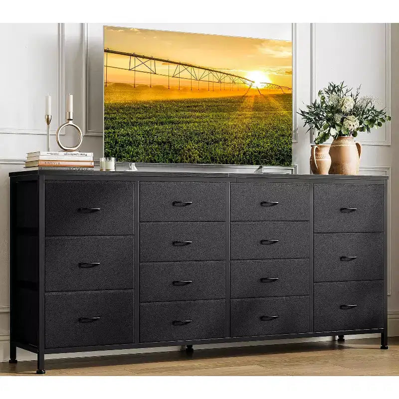 Mueble TV 63 pulgadas de ancho para televisores de 65, 70 y 75 pulgadas, tocador de 14 cajones para dormitorio con tomas de corriente, centro de entretenimiento grande y largo con cajones de tela