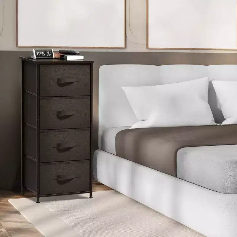 Sorbus Mesita de Noche con 4 Cajones – Almacenamiento para Armario, Hogar, Dormitorio Universitario – Incluye Marco de Acero, Tapa de Madera y Contenedores de Tela
