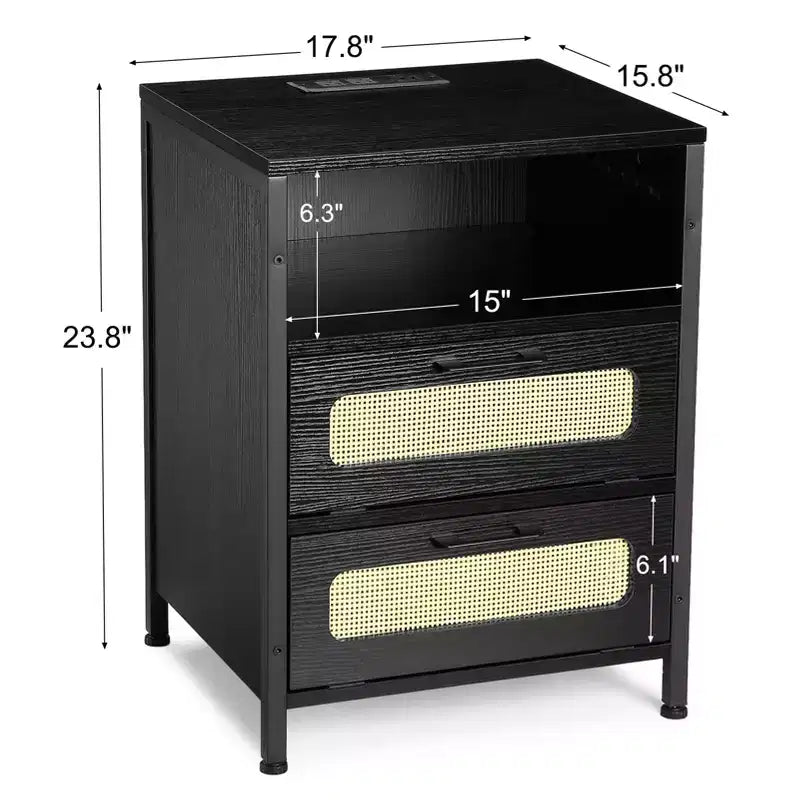 Mesita de noche con puertos USB y enchufes, puertas decoradas con ratán y estante abierto, para dormitorio, sala de estar u oficina,
