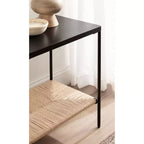 Kate and Laurel Mandell, mesa auxiliar de madera y tejido natural, 22x14x22, natural y negro