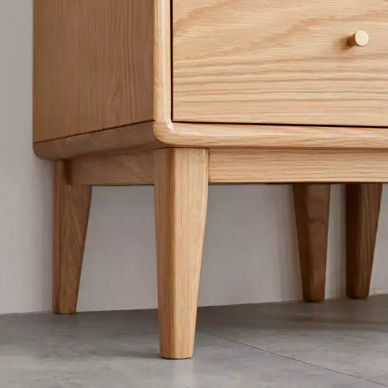 GDFStudio Ren Modern 16 Gabinete de Almacenamiento de Madera de Roble con Puerta de Vidrio y Tirador de Latón