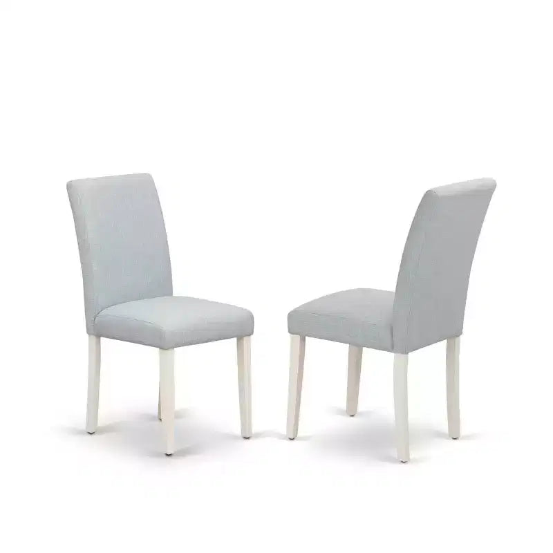 Mesa de comedor HomeStock de 5 piezas rectangular con tablero de madera maciza con acabado de roble natural y 4 sillas tapizadas