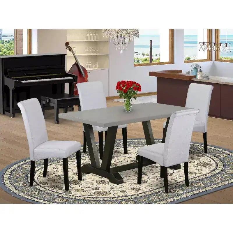Mesa de comedor HomeStock de 5 piezas con superficie de madera maciza de roble natural y 4 sillas Parson