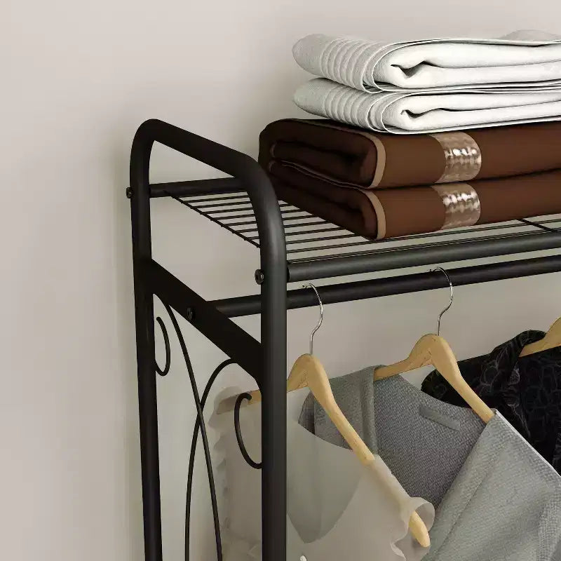 Estante de almacenamiento multifuncional con barras para colgar y estantes, cesta de metal con ruedas, adecuado para baños, lavaderos y dormitorios.