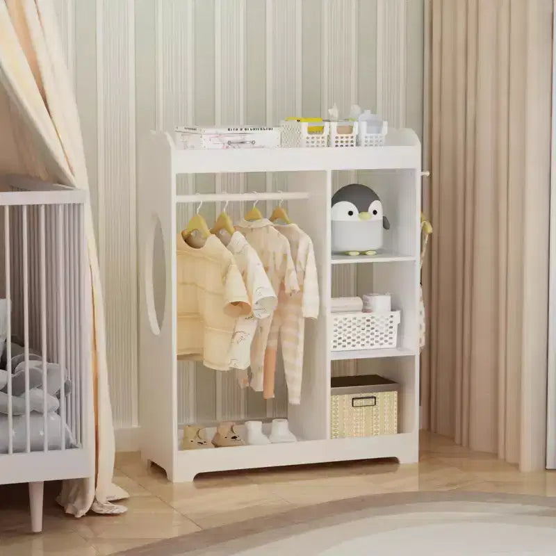 Armario con espejo para disfraces infantiles, organizador de madera con barra para colgar, ganchos y estantes, blanco