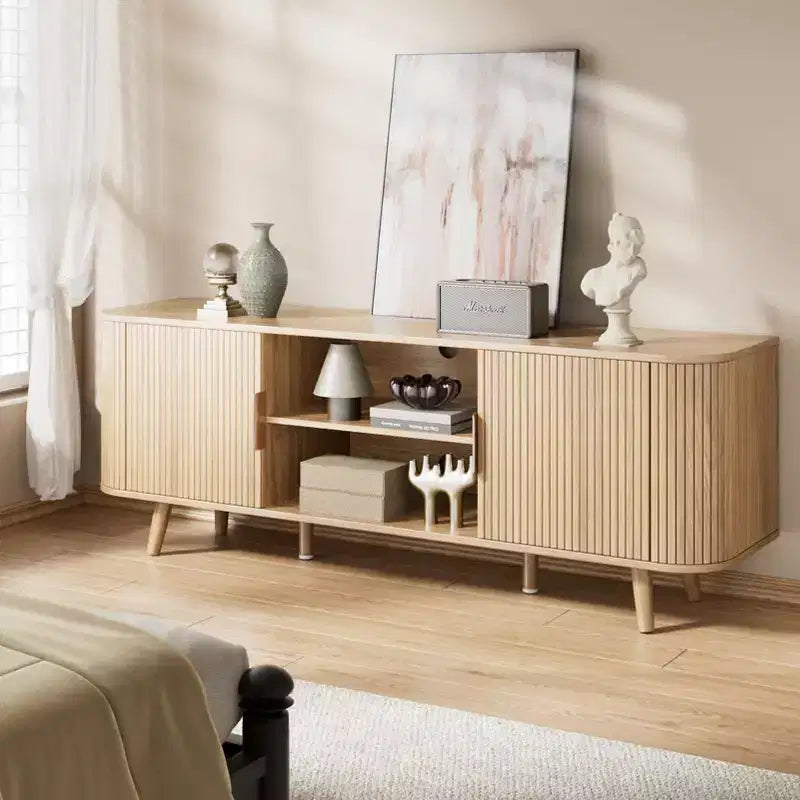 Mueble de TV de 55 pulgadas para dormitorio, sala de estar, soporte de TV de roble para TV de 65 pulgadas, gabinete moderno de mediados de siglo, detalle de madera estriada, gestión de cables