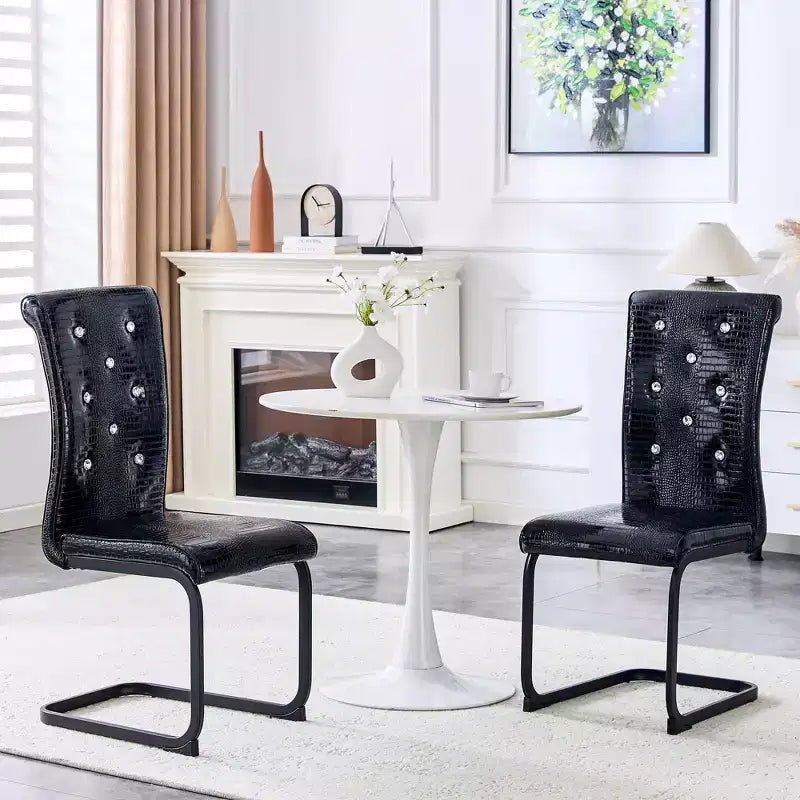 Juego de 2 sillas de comedor retro tapizadas en piel de cocodrilo con patas de metal negro