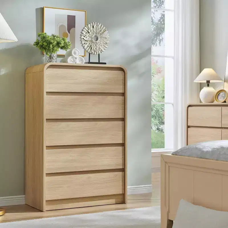 Cómoda moderna de 5 cajones de 114 cm de alto con perfil curvo, arcón de madera de mediados de siglo, textura natural para dormitorio/sala de estar, roble natural
