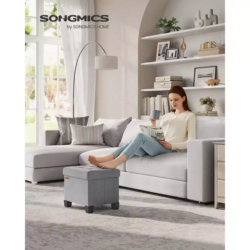 SONGMICS Otomana de Almacenamiento, Reposapiés Pequeño con Patas, 32 x 40 x 33,5 cm, Otomana con Almacenamiento, Carga de hasta 300 kg