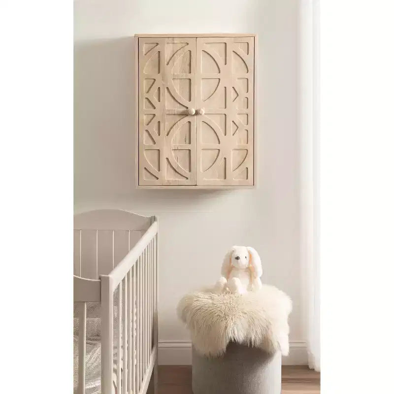 Armario de pared de madera Kate y Laurel Galliene, 22x7x28 blanqueado
