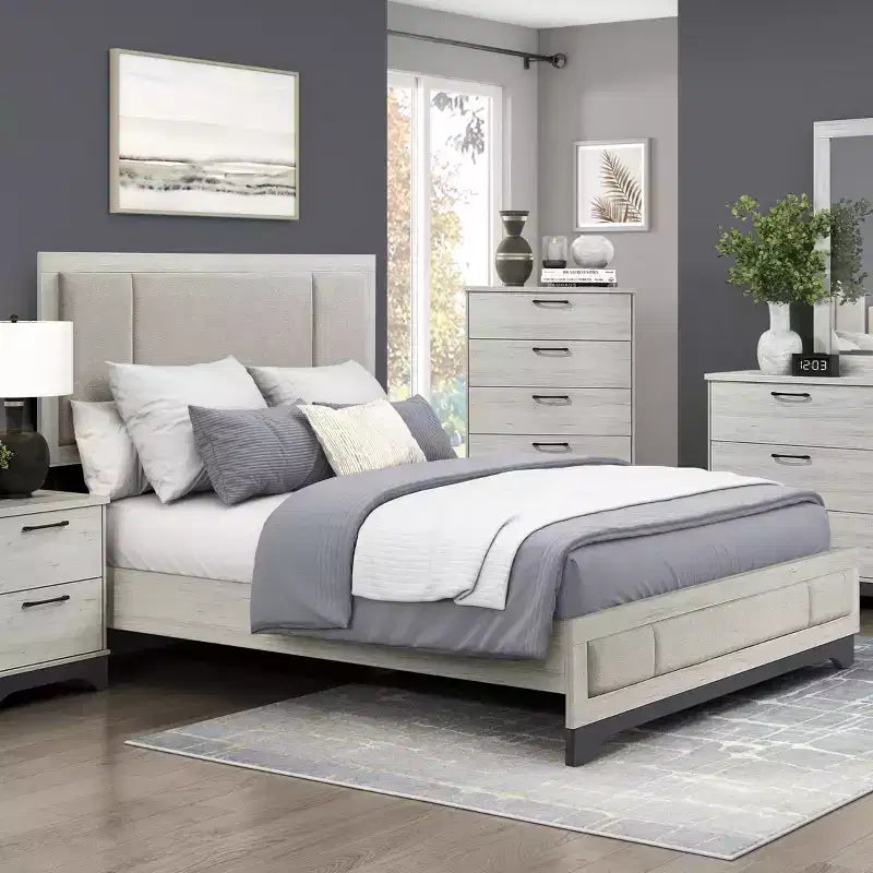 Cama con plataforma de madera contemporánea Harper de GDFStudio con cabecero tapizado