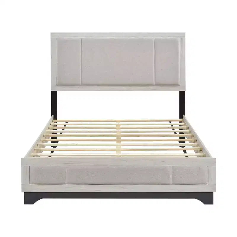 Cama con plataforma de madera contemporánea Harper de GDFStudio con cabecero tapizado