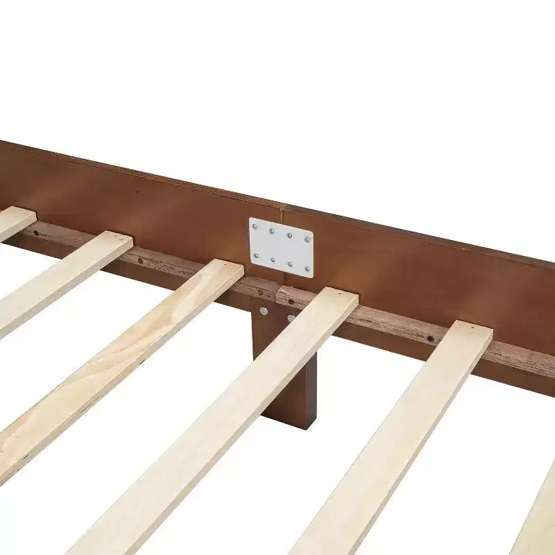 Cama plataforma Queen de madera con cabecero de ratán natural, estructura de cama vintage con soporte de listones, Nogal