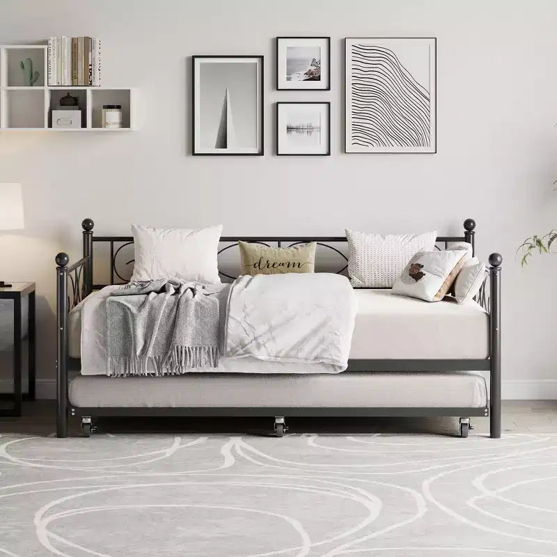 Cama de día doble Acekool con somier de arrastre, cabecero de hierro floral, láminas de acero de alta resistencia, sofá cama con somier extraíble para sala de estar, negro