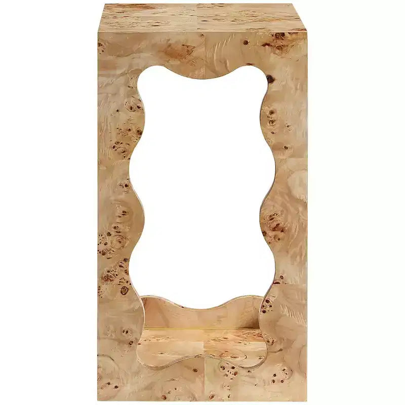 Meridian Furniture Mesa auxiliar Vassa