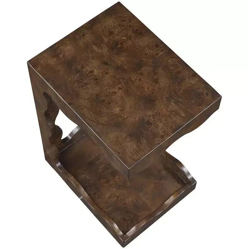 Meridian Furniture Mesa auxiliar Vassa