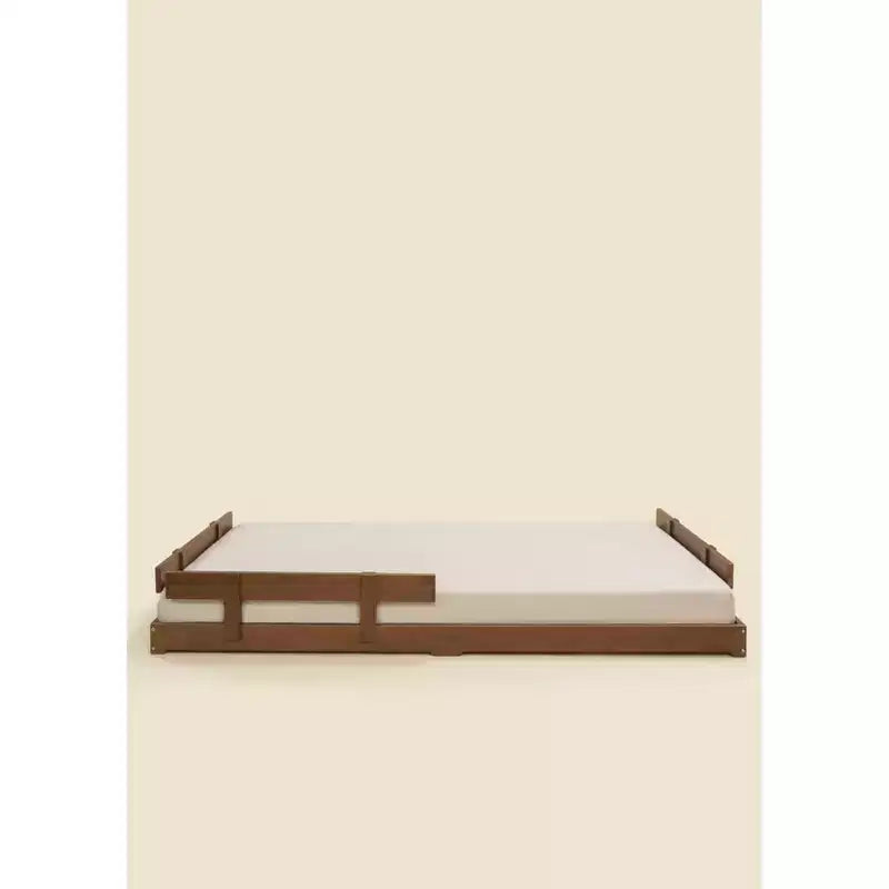 Coco Village - Estructura de cama de madera - Nogal
