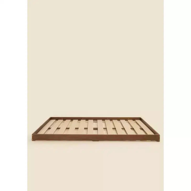 Coco Village - Estructura de cama de madera - Nogal